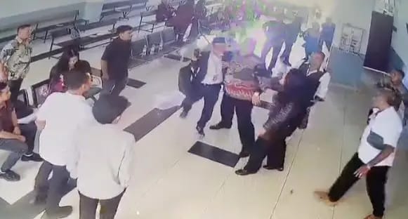 Oknum APH ADV. Keroyok Rekan Sejawat di PN Jakbar, Terancam 9 Tahun Penjara